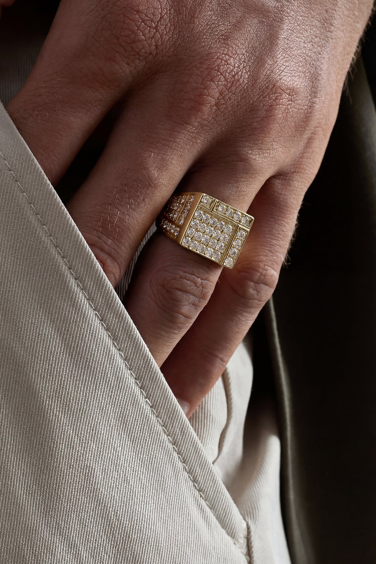 FULMEN 925 Ayar Gümüş Zirkon Taşlı Altın Renk Erkek Yüzük FMG1004-G